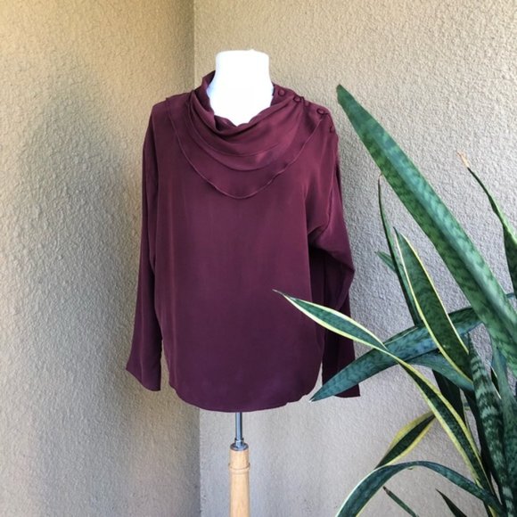 Ace Blouse - Picture 1 of 5